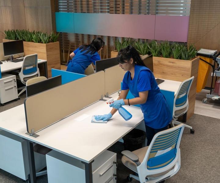 Nous nettoyons vos bureaux jusque dans les moindres recoins.